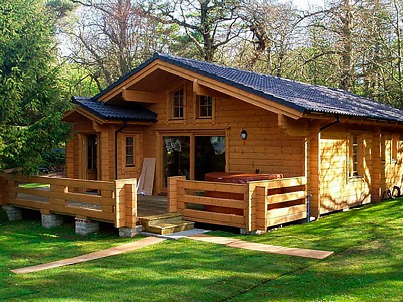 Дизайн простых деревянных домов