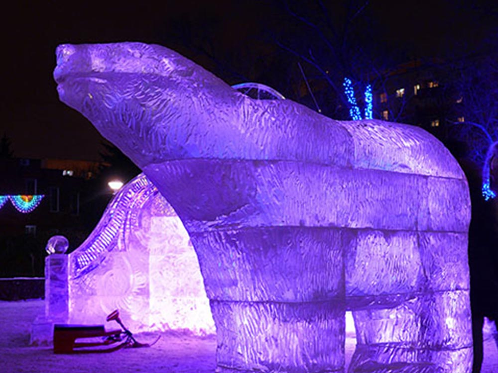 Ледяные скульптуры, фигуры из льда